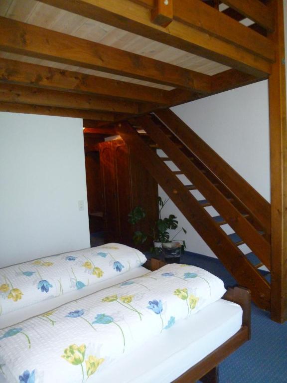 Hotel Bahnhof Giswil Zimmer foto